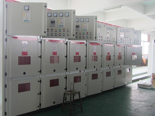 鎧裝移開式交流金屬封閉開關(guān)設(shè)備/高壓中置柜