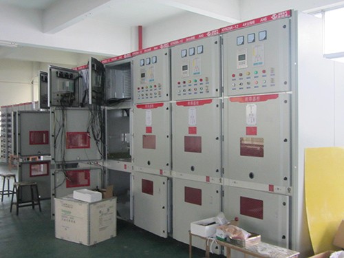 鎧裝移開式交流金屬封閉開關設備/高壓中置柜